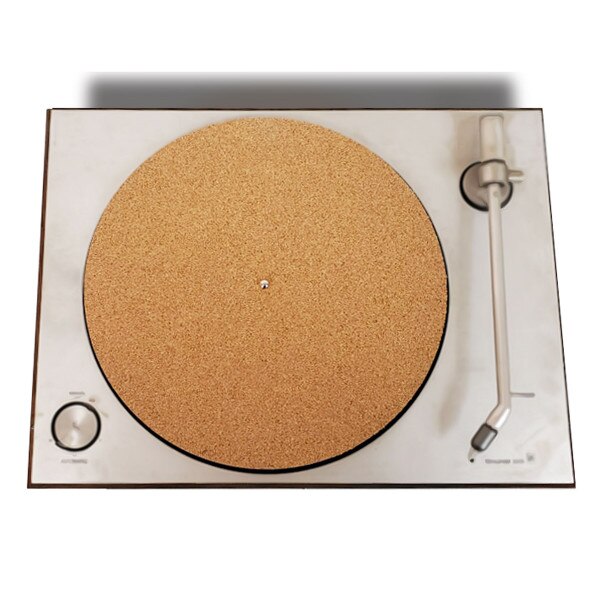 Turntable with cork slipmat